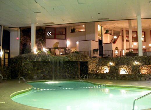 East Moline Ramada Moline酒店 外观 照片